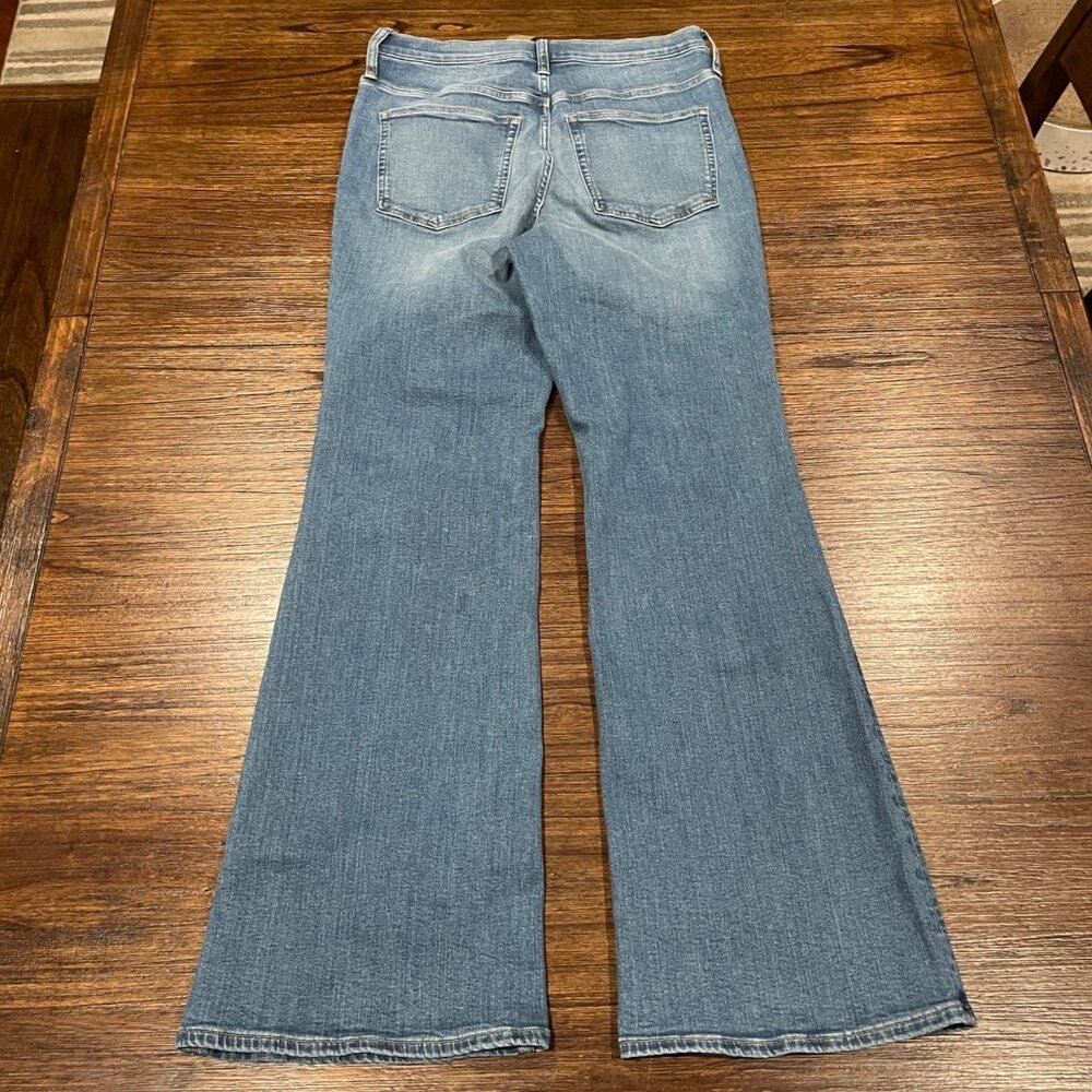 NWT J.Crew Womens Sz 30 High-Rise Bootcut Jean in 2003 Super-Stretch Flared 33"L - Picture 5 of 11